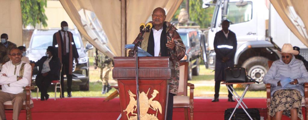 H.E PRESIDENT MUSEVENI DURING THE GATHERING OF THE THOUSANDS OF PEOPLE DURING THE ATEKER REUNION FESTIVAL HELD IN SOROTI 